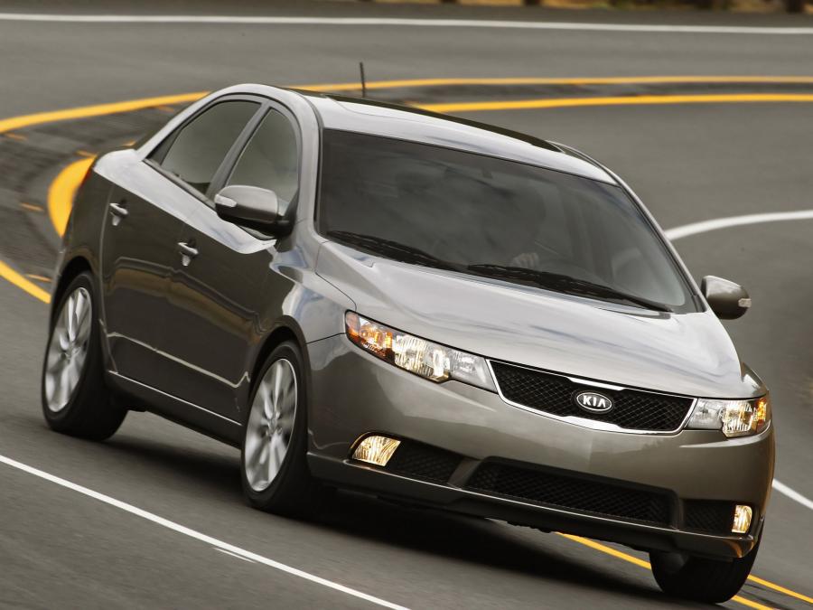  Kia Forte 2009 года  (фото 27 из 128)